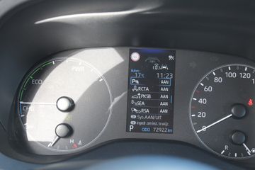 Mazda 2 Hybrid