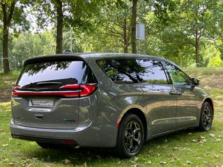 Chrysler Pacifica