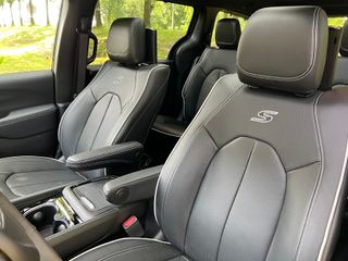 Chrysler Pacifica