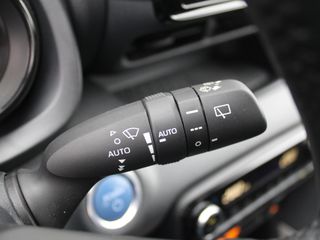 Mazda 2 Hybrid
