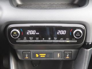 Mazda 2 Hybrid