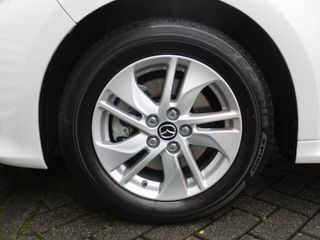 Mazda 2 Hybrid