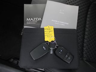 Mazda 2 Hybrid