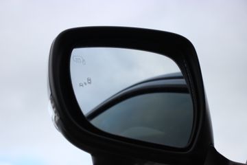 Suzuki e Vitara