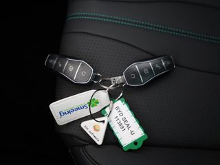 BYD SEAL U