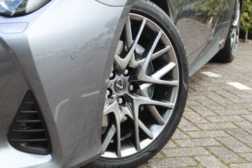 Lexus RC