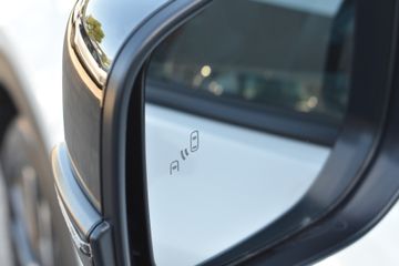 Toyota C-HR+