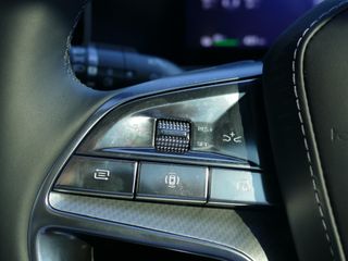 BYD SEALION
