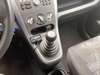 Opel Agila