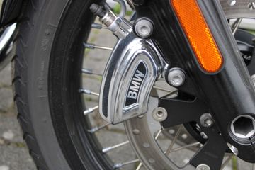BMW R 18