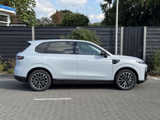 Leapmotor B10