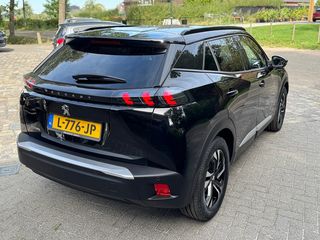 Peugeot e-2008