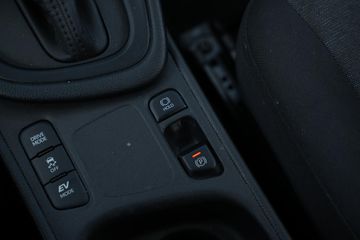 Mazda 2 Hybrid