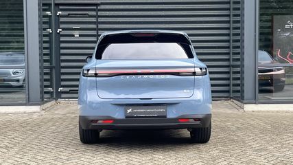Leapmotor B10