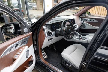 BMW XM