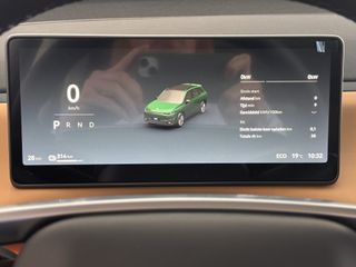 Leapmotor C10