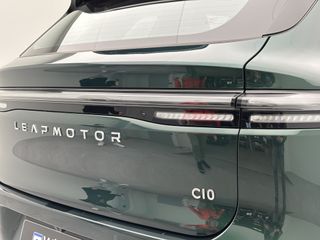 Leapmotor C10