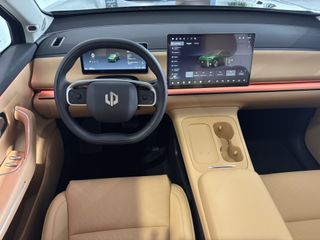 Leapmotor C10