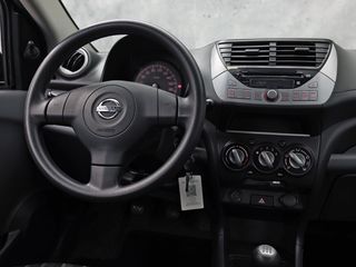Nissan Pixo
