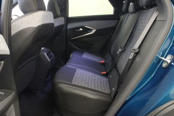 Peugeot e-3008
