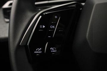 Peugeot e-3008