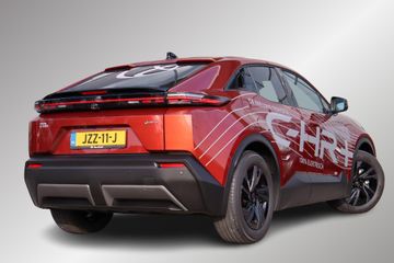 Toyota C-HR+