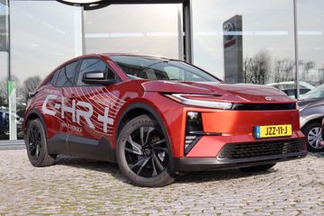 Toyota C-HR+
