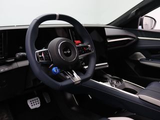 Alpine A390
