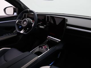 Alpine A390
