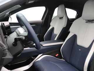 Alpine A390