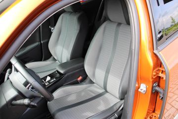 Peugeot e-2008
