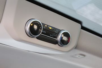 Ford E-Transit Custom