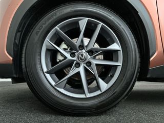 Lexus LBX