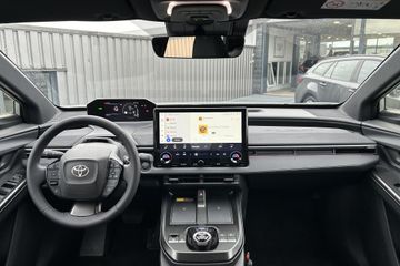Toyota C-HR+