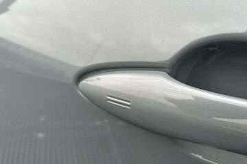 Toyota C-HR+