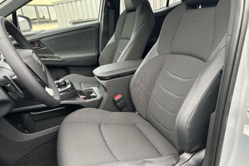 Toyota C-HR+