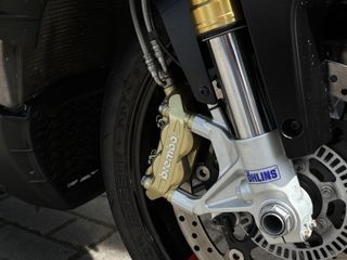 Aprilia Tuono V4