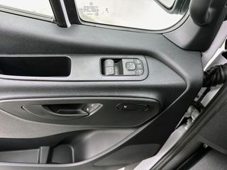 Mercedes-Benz eSprinter