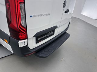 Mercedes-Benz eSprinter