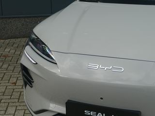 BYD SEAL U