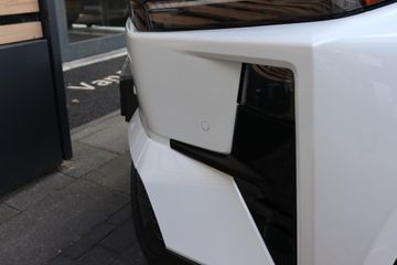 Toyota C-HR+