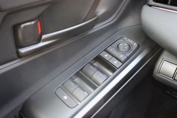 Toyota C-HR+