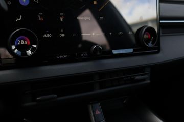 Toyota C-HR+