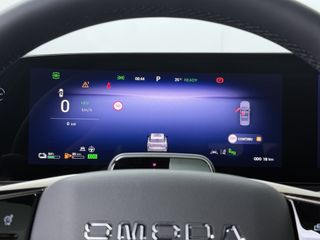 Omoda 9 SHS