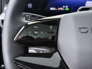 Omoda 9 SHS