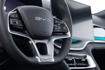 BYD SEAL U