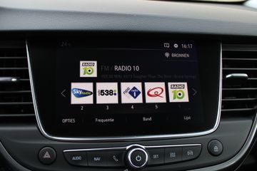 Opel Crossland X