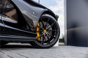 Ferrari 812 GTS