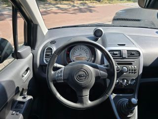 Opel Agila