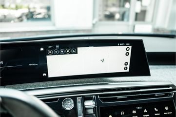Peugeot e-3008
